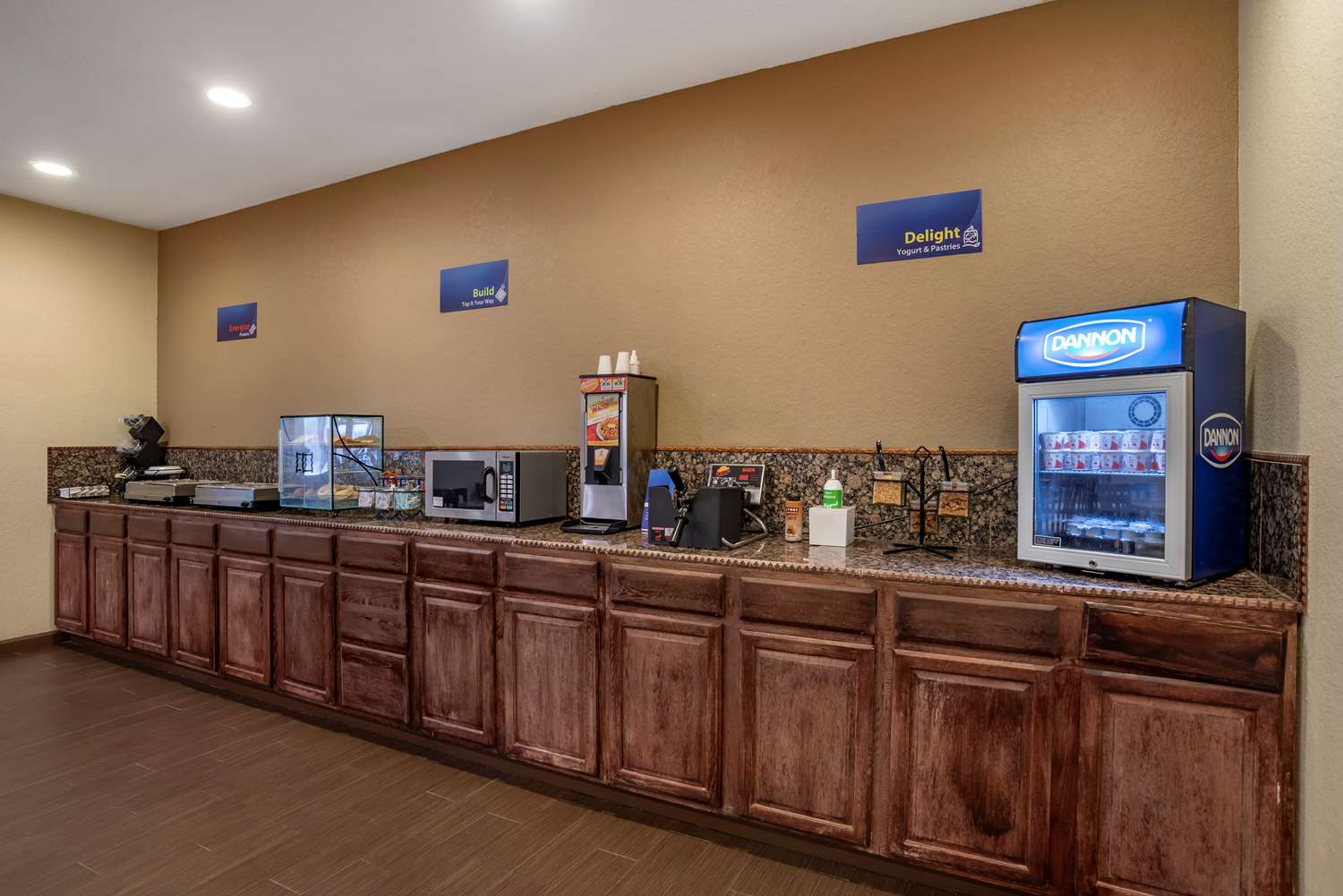 Best Western Troy Inn 2/15