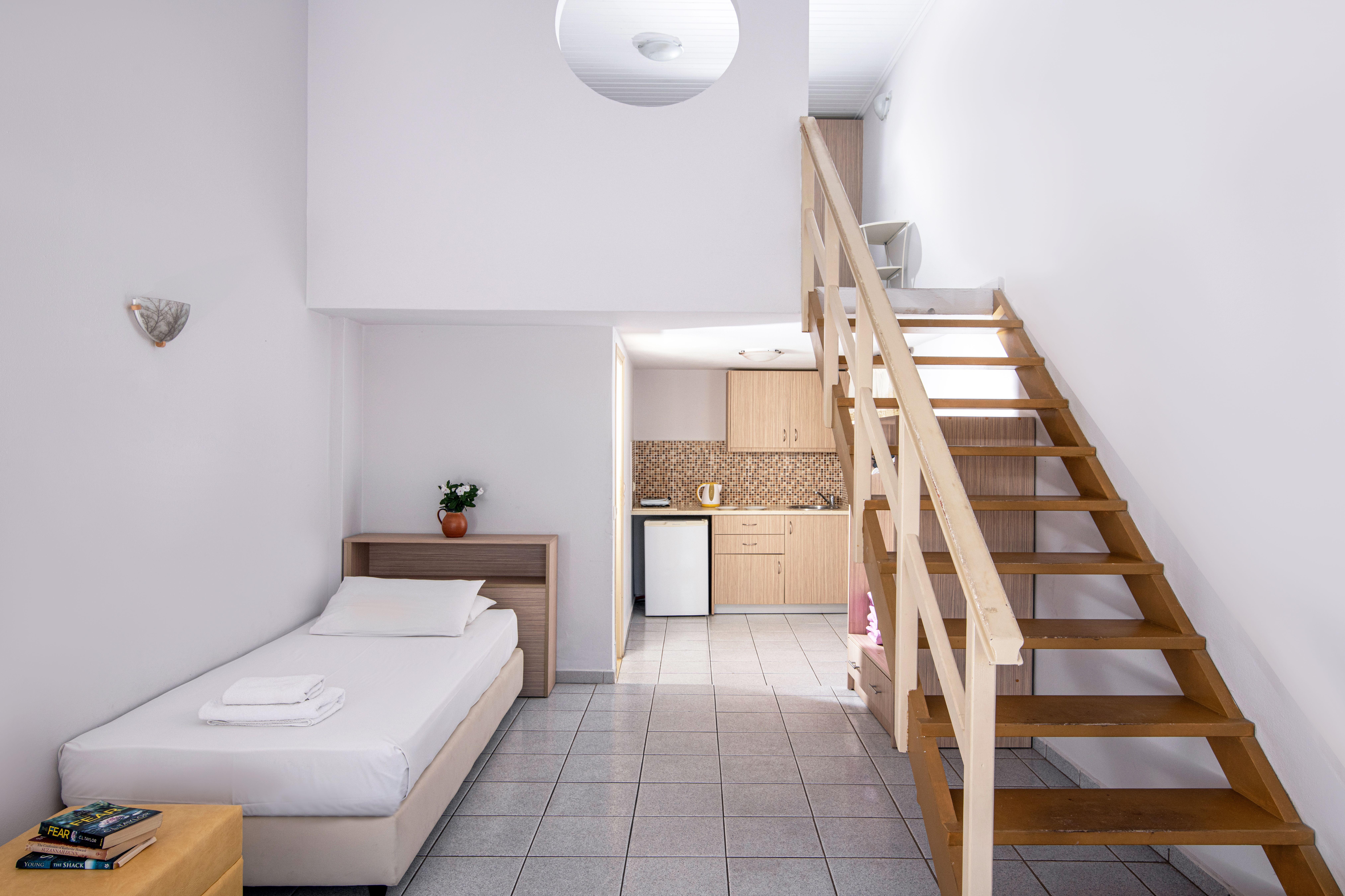 Maisonette, Standard