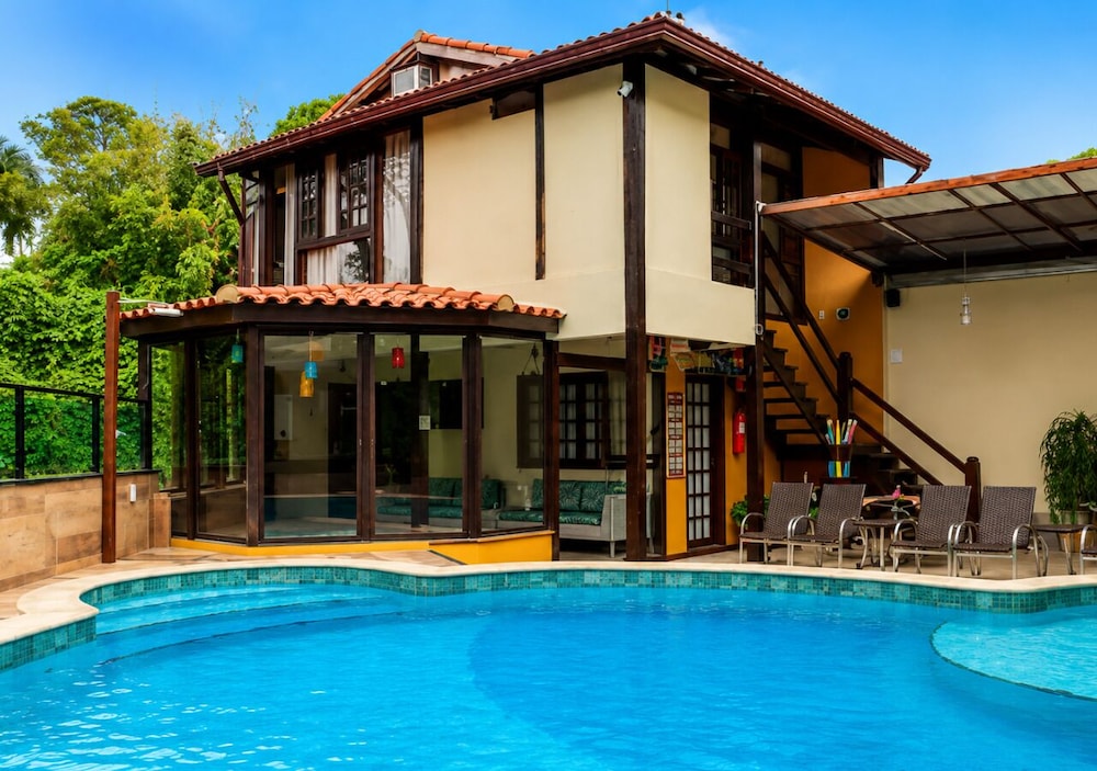 Casa Encantada Hotel & Suites 8/59