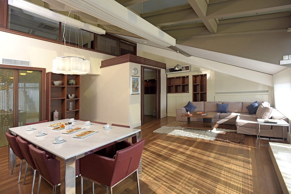 Cheya Residences Nisantasi Deluxe 30/71