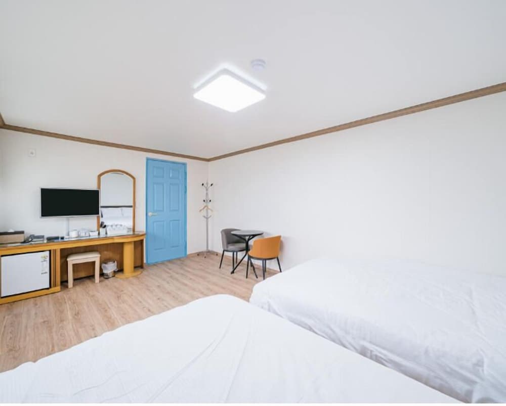 Jeju Top Island Pension 14/31