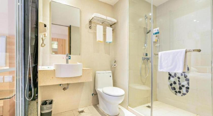 City Comfort Inn (Guangzhou Zhongluotan Culture Square) 52/53