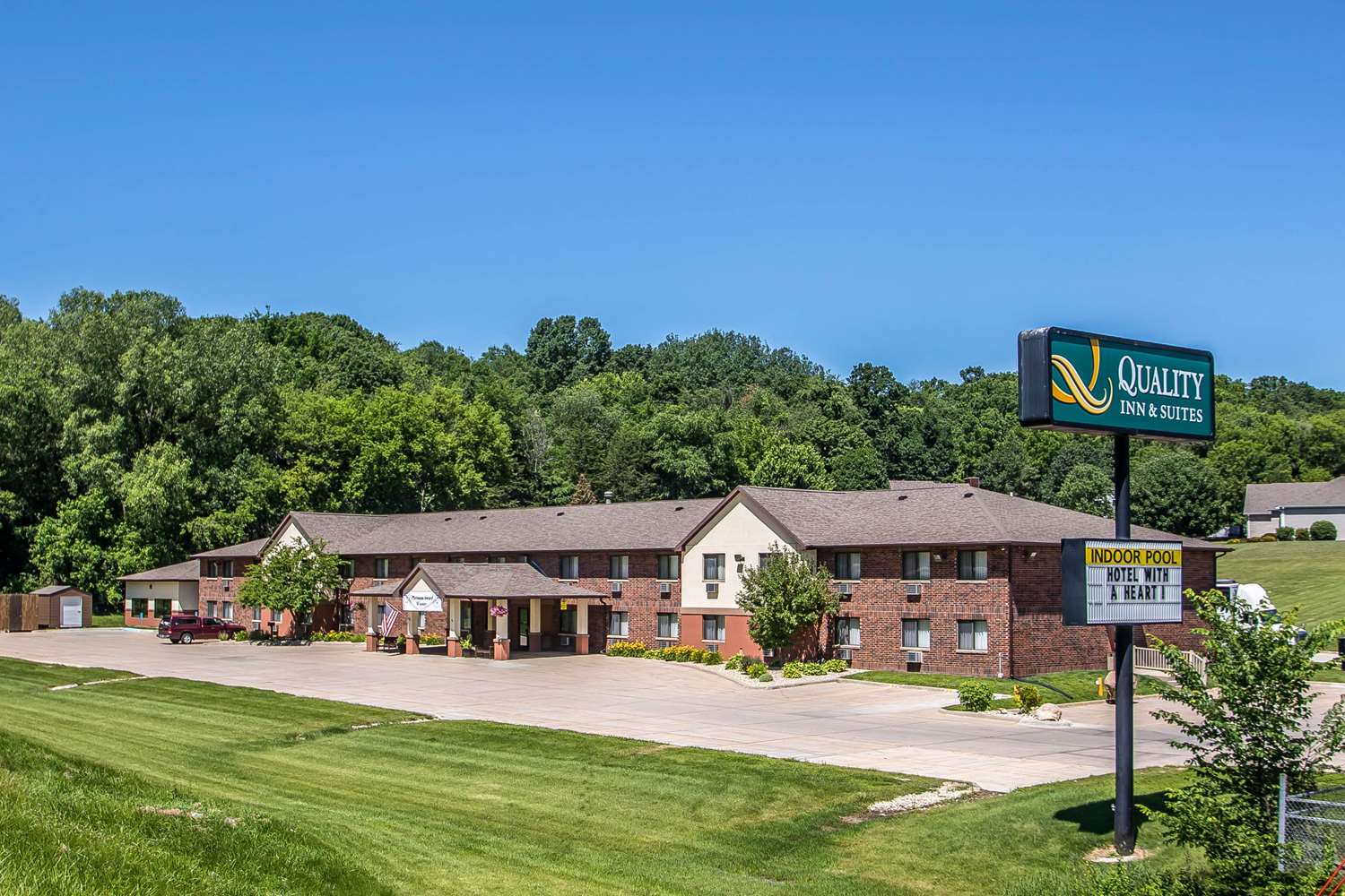 Quality Inn & Suites Decorah 5/23