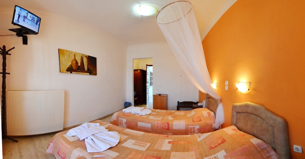 CASA BLUE HOTEL 25/60