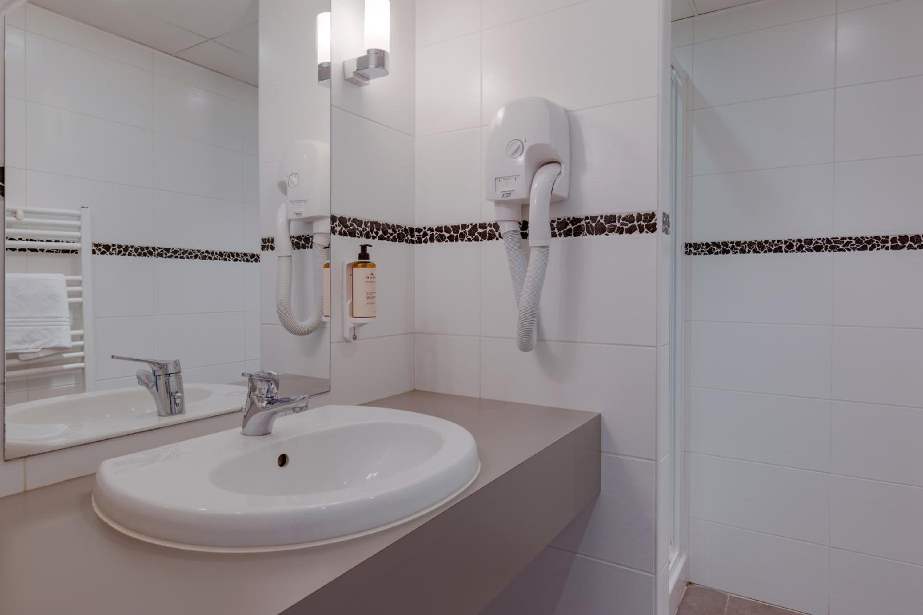 شقة بسرير مزدوج، Mercure Lyon Est Villefontaine 6/8