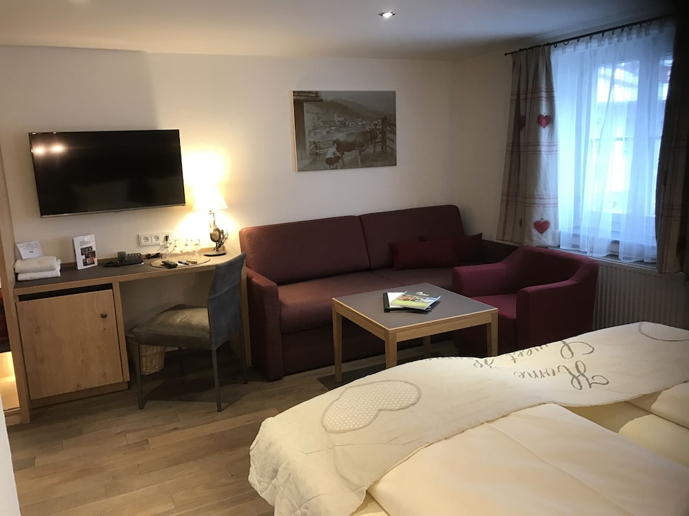 Hotel - Restaurant Adler 24/46