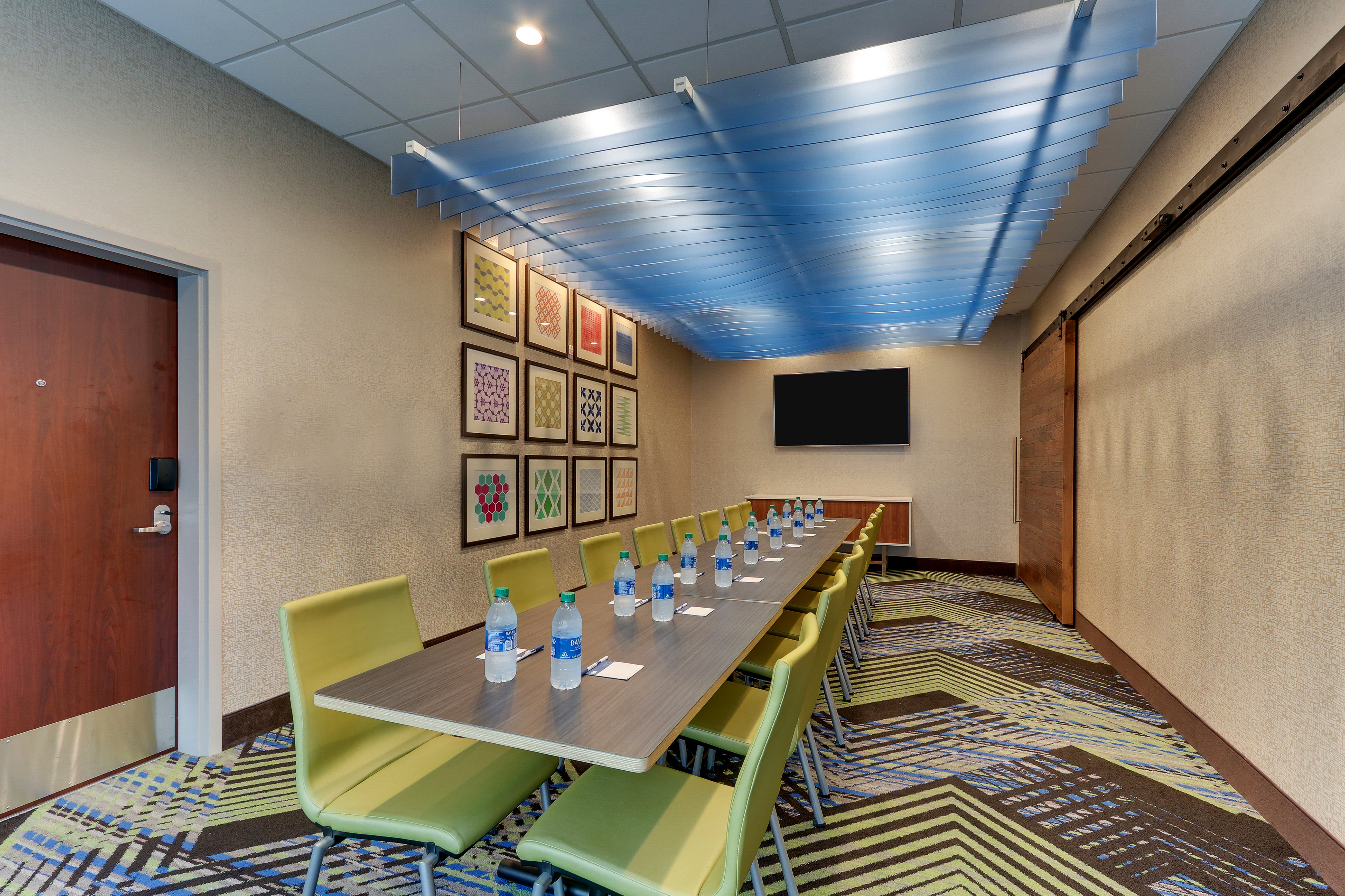 Holiday Inn Express and Suites Saugerties - Hudson Valley 54/61