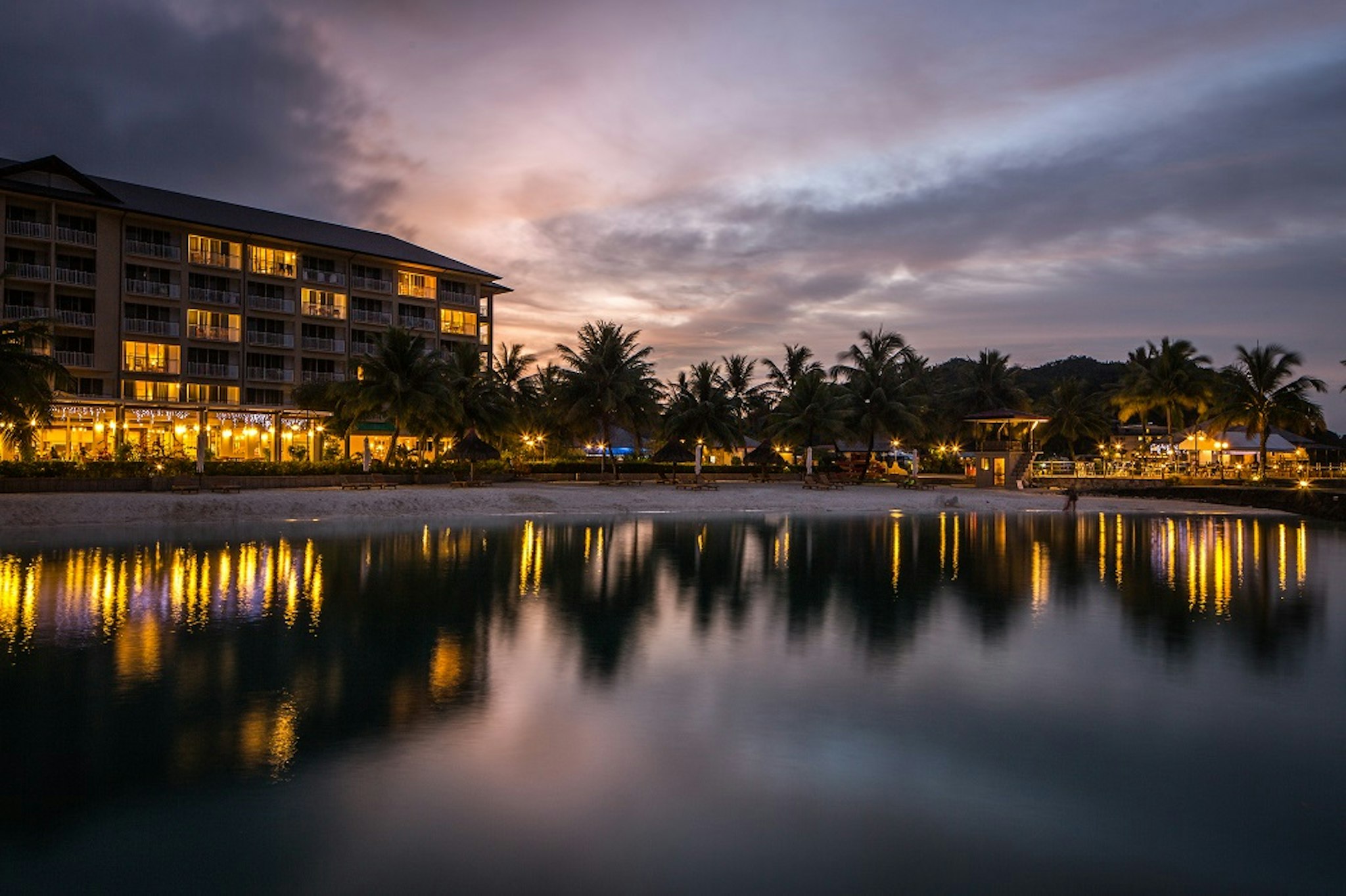 Palau Royal Resort 3/50