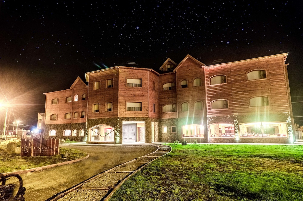 Destino Sur Hotel and Spa de Montana 69/73