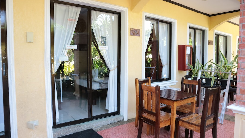 Puerto Del Sol Beach Resort 10/48