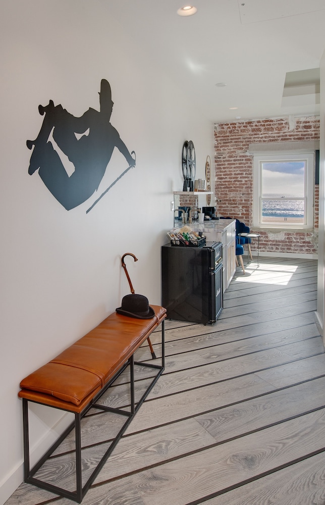 Venice V Hotel 4/50