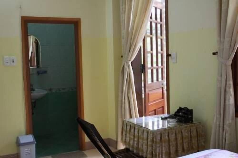 Phong Lan Guesthouse 43/43