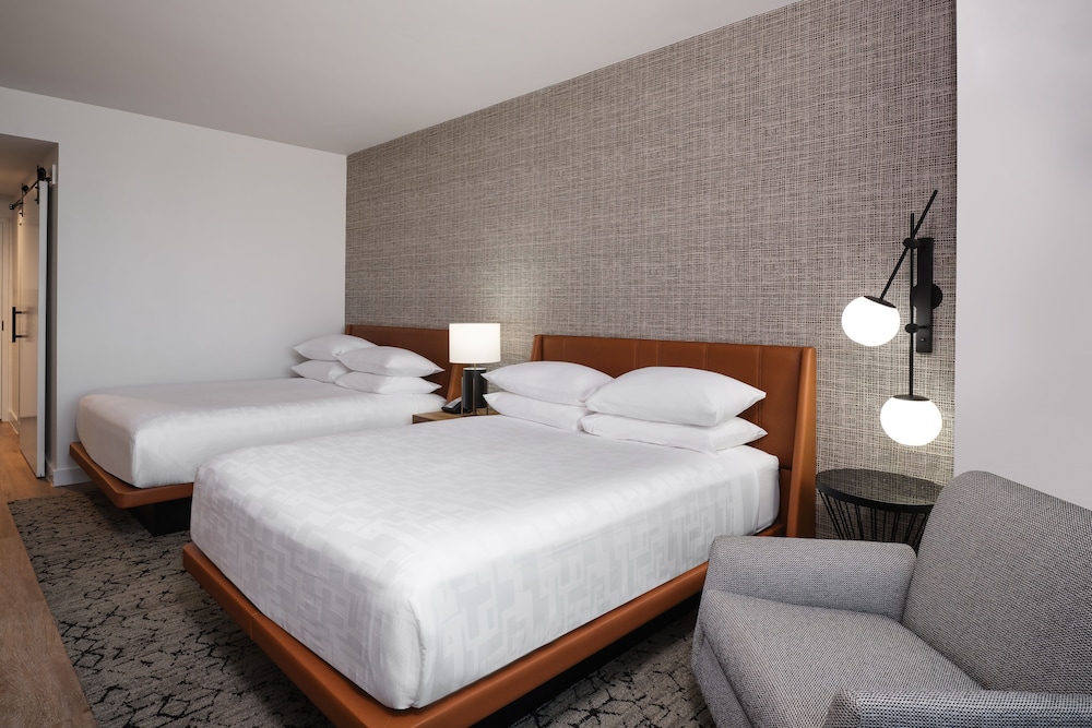 Sheraton Flowood The Refuge Hotel & Conference Center 12/65