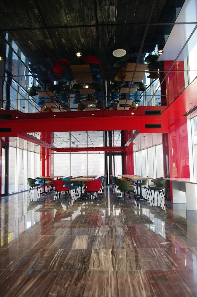 Atacity Hotel 36/39