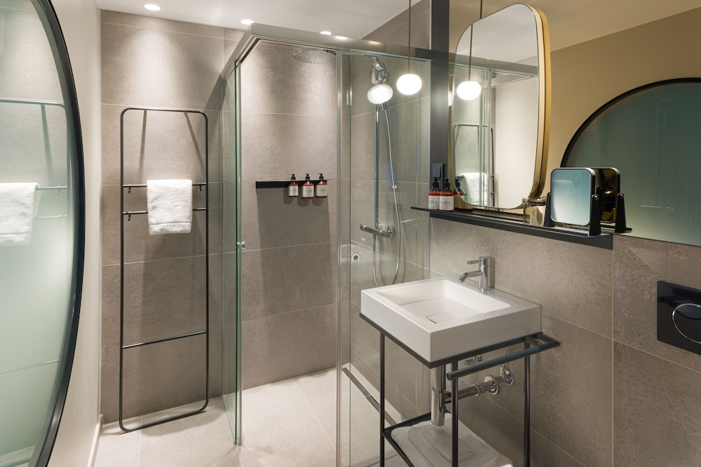 EmiLu Design Hotel 44/50
