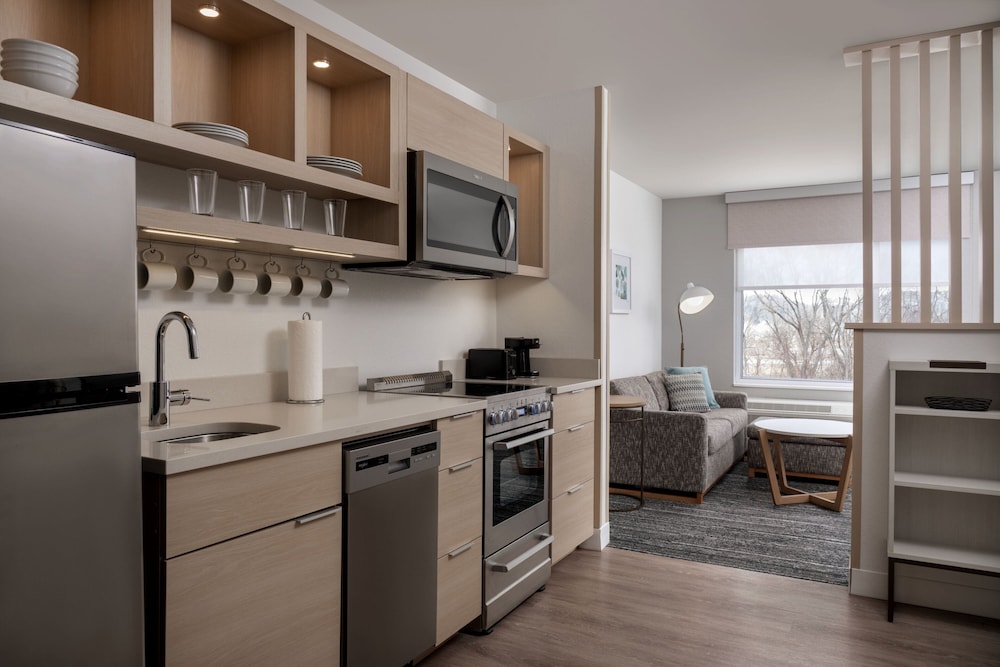 TownePlace Suites by Marriott New Philadelphia 20/33