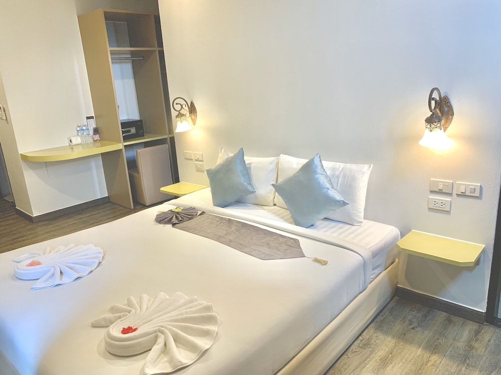 Behind the Scene Hotel Club At Samui 14/62