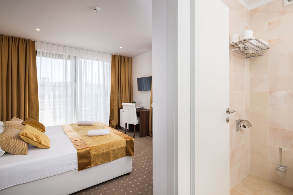 Hotel Perla 14/50