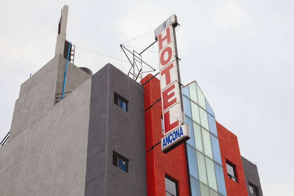 Hotel Ancona 4/33