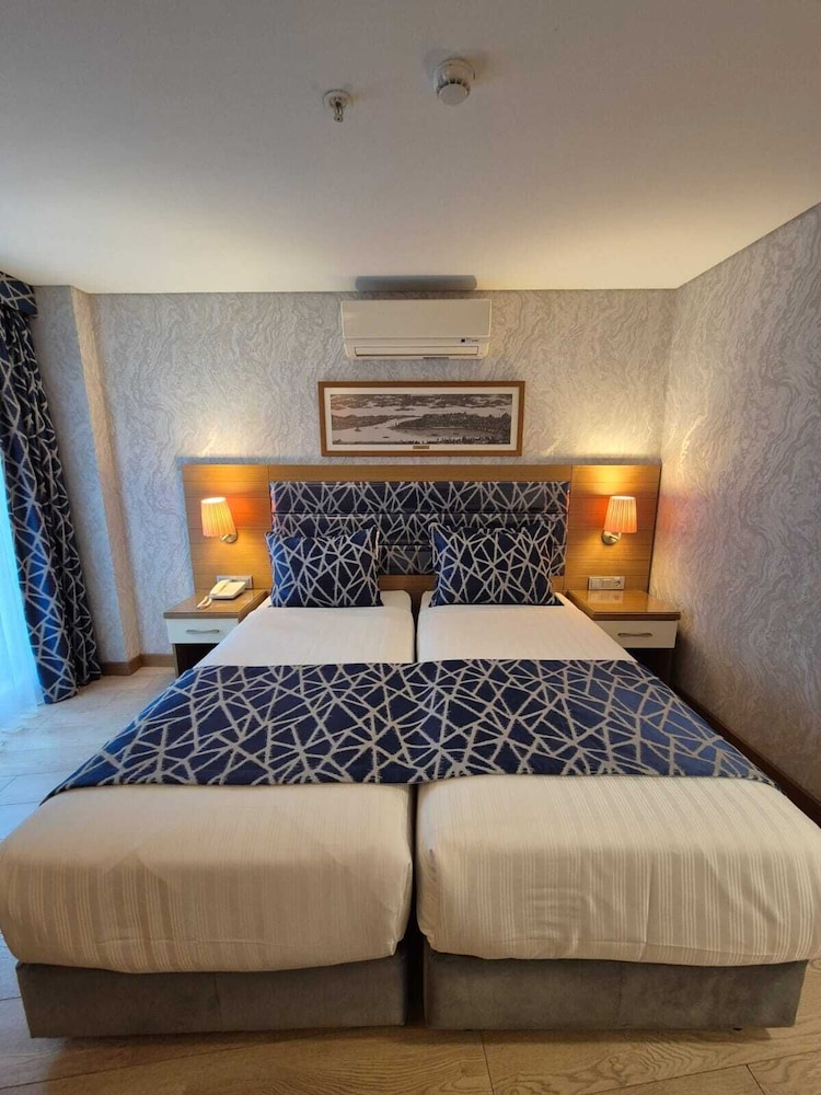 STANDARD, TWIN BEDS