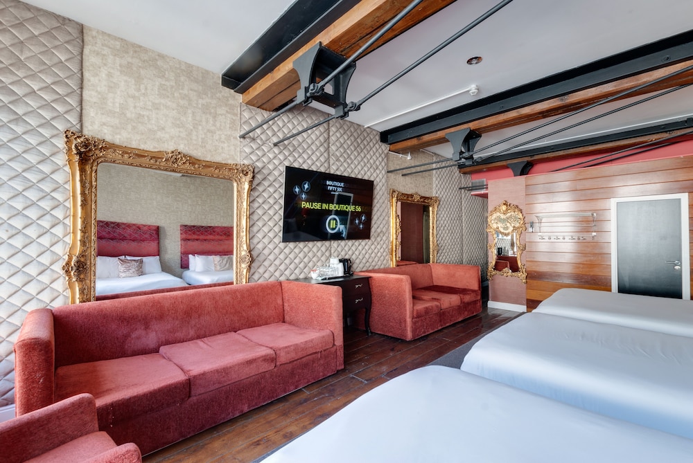Signature Living Apart Hotel 44/57