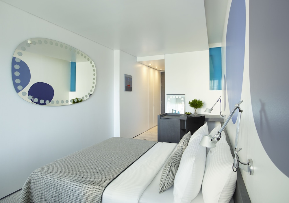 Fresh Hotel 36/62