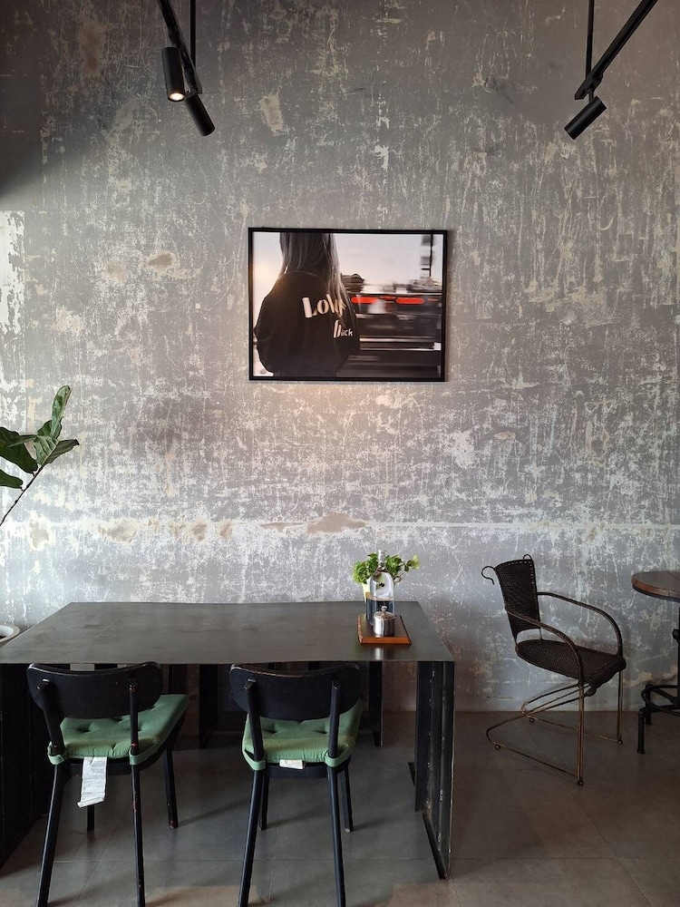 Journey Hostel Suratthani 47/56