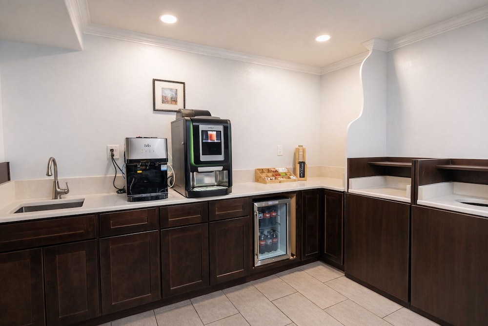 Destin Inn And Suites 50/57