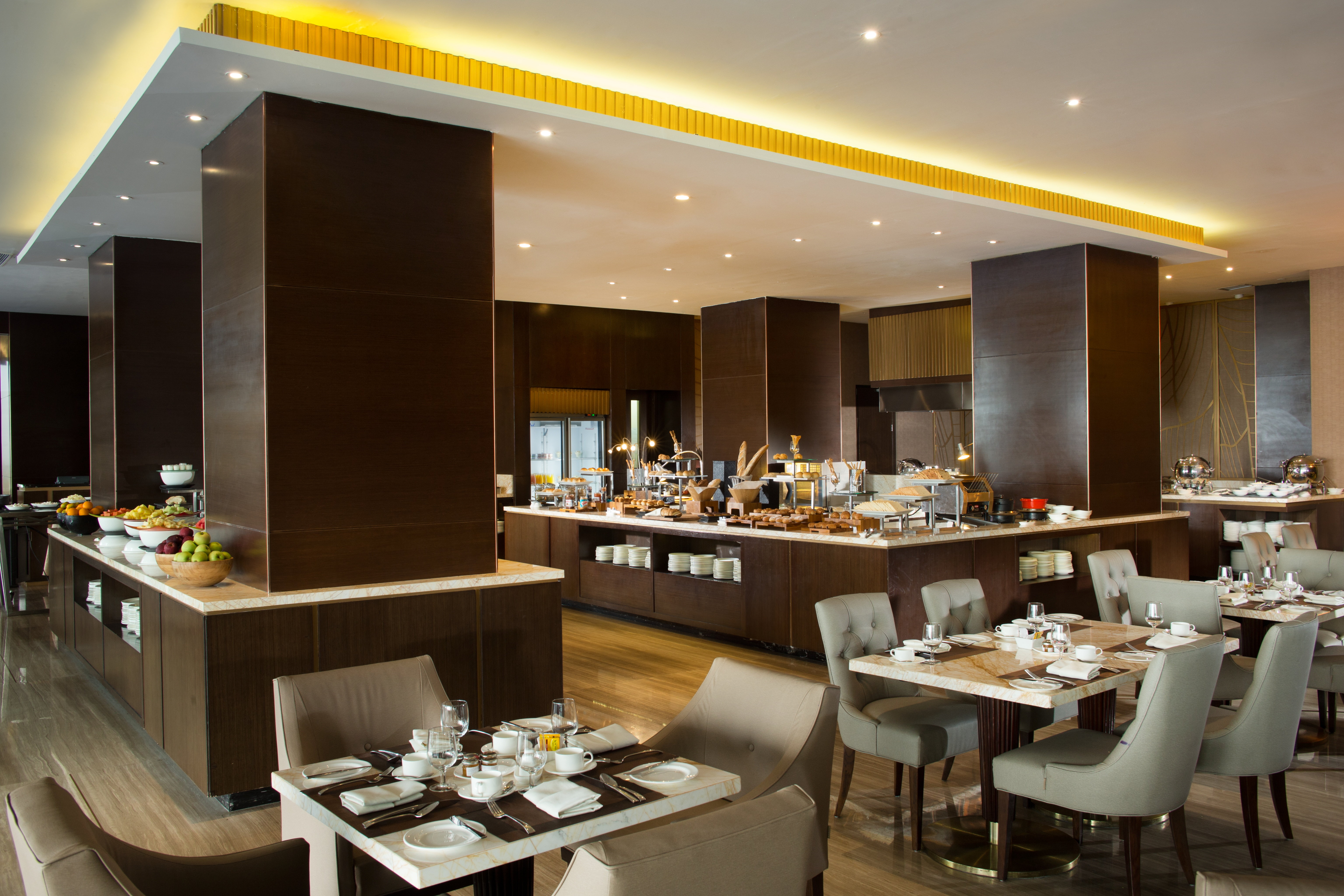 INTERCONTINENTAL BANDUNG DAGO PAKAR 30/50