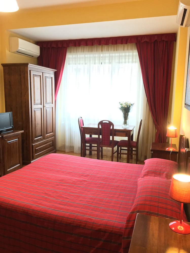 Perseo B&B 3/49
