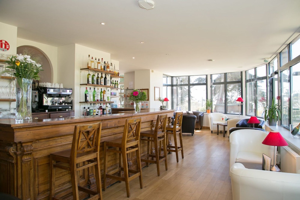 Hotel Restaurant Spa Du Tumulus 54/64