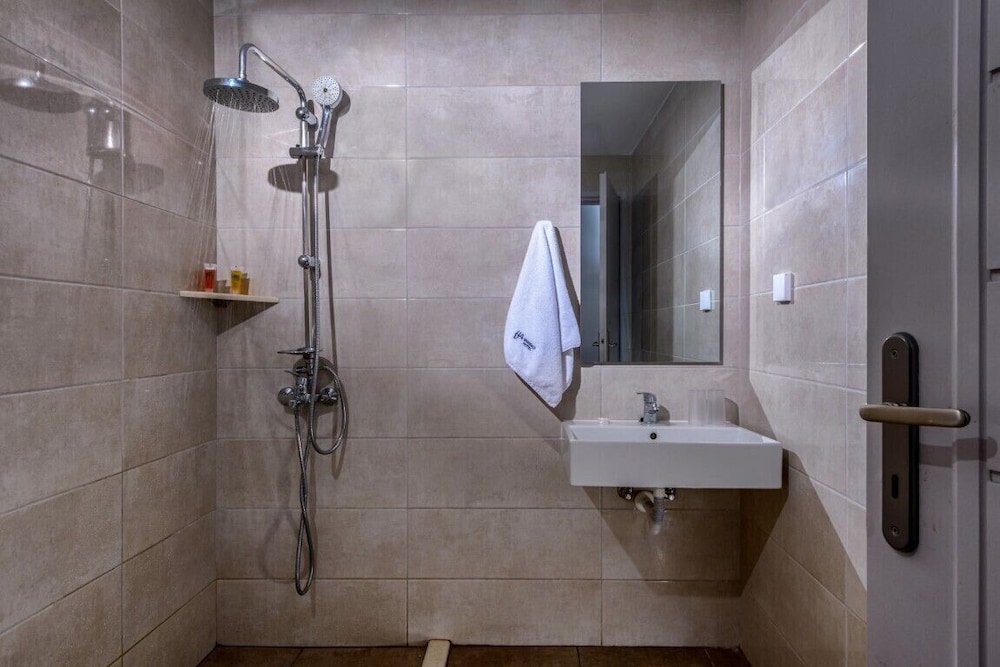 Vanisko Hotel 49/49