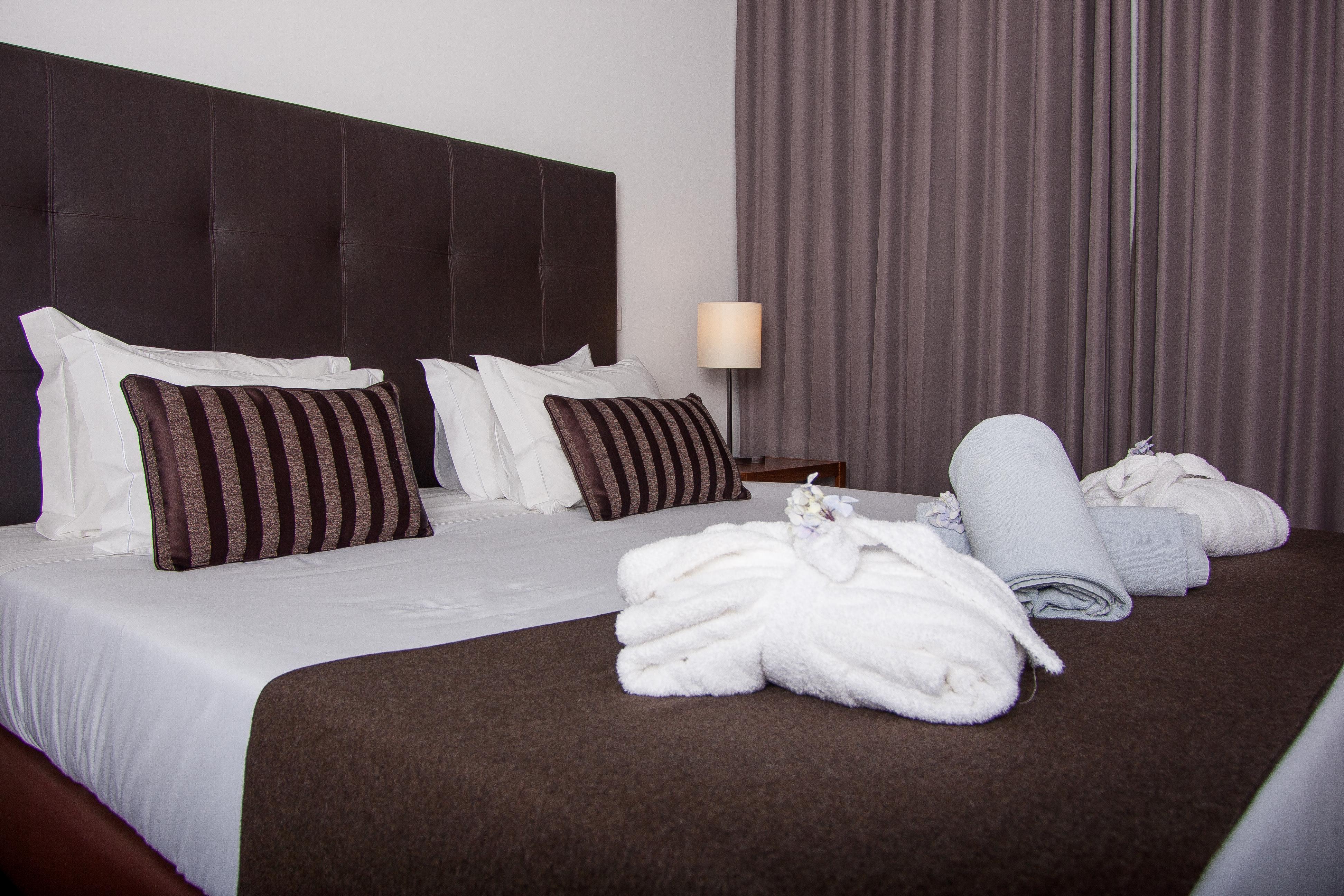 Standard, Double or Twin Bed