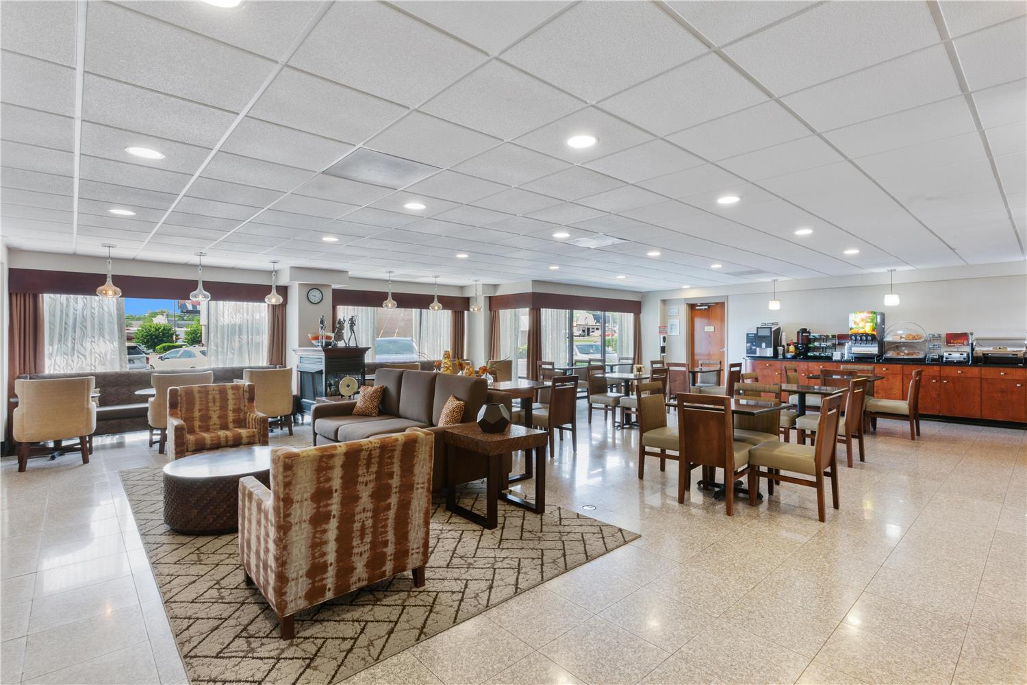 Best Western Plus Belle Meade Inn and Suites 22/30
