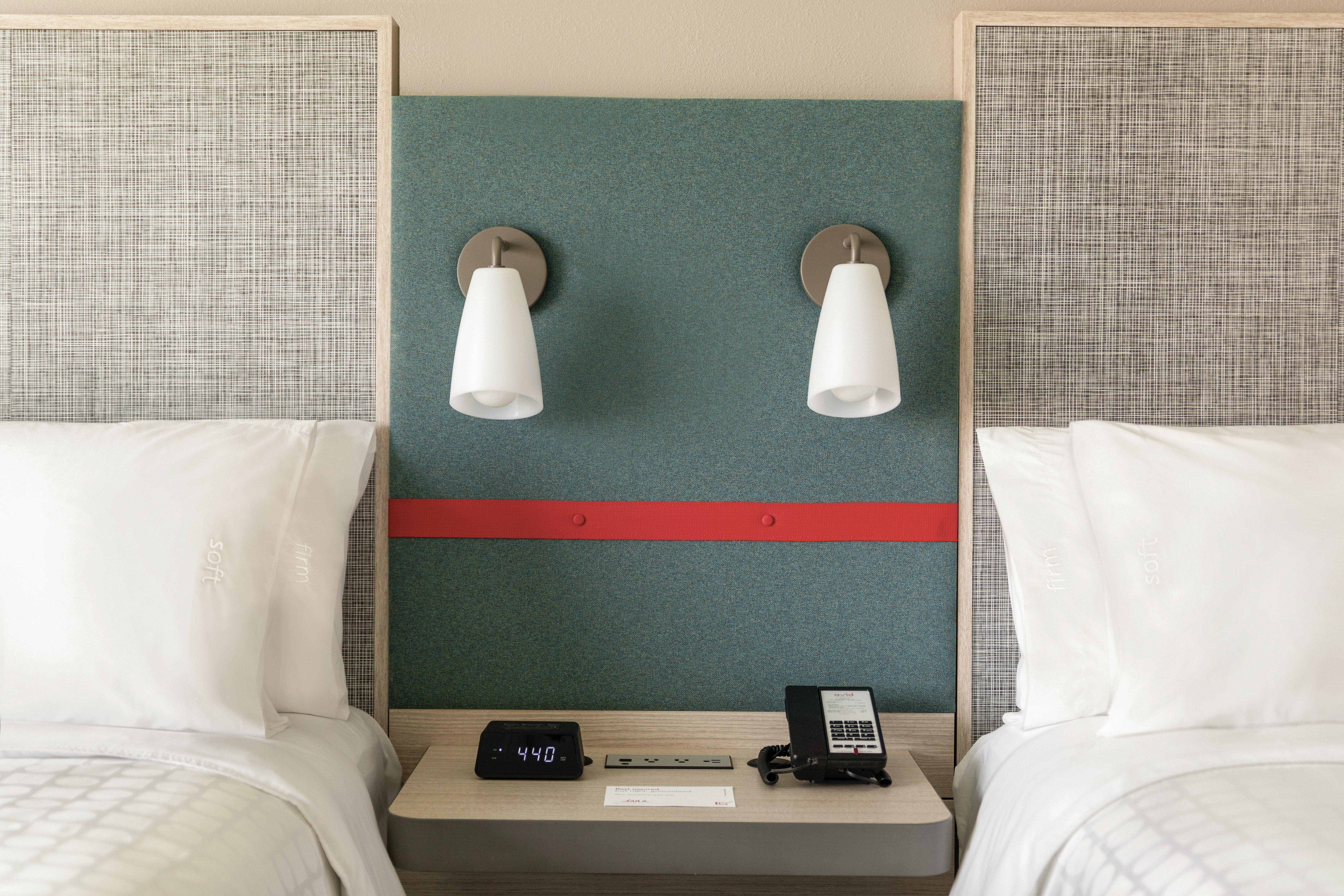 Avid Hotels Beaumont 22/48