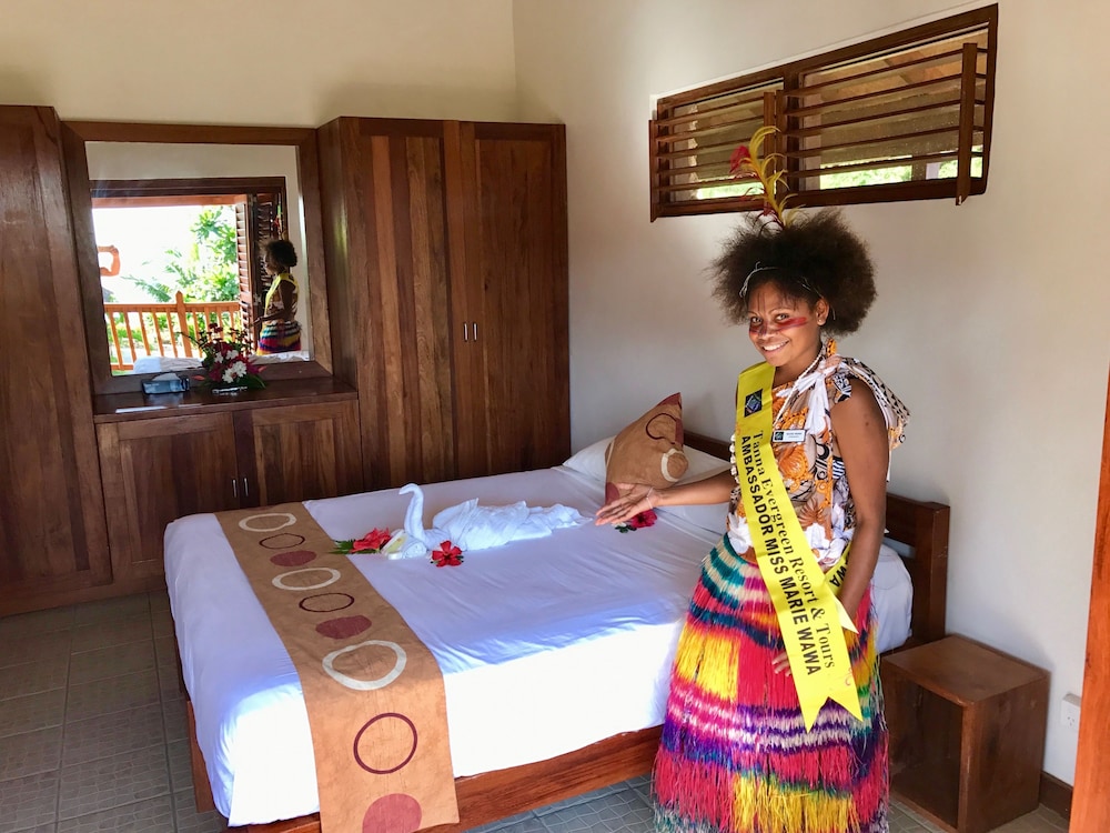Tanna Evergreen Resort & Tours 8/50