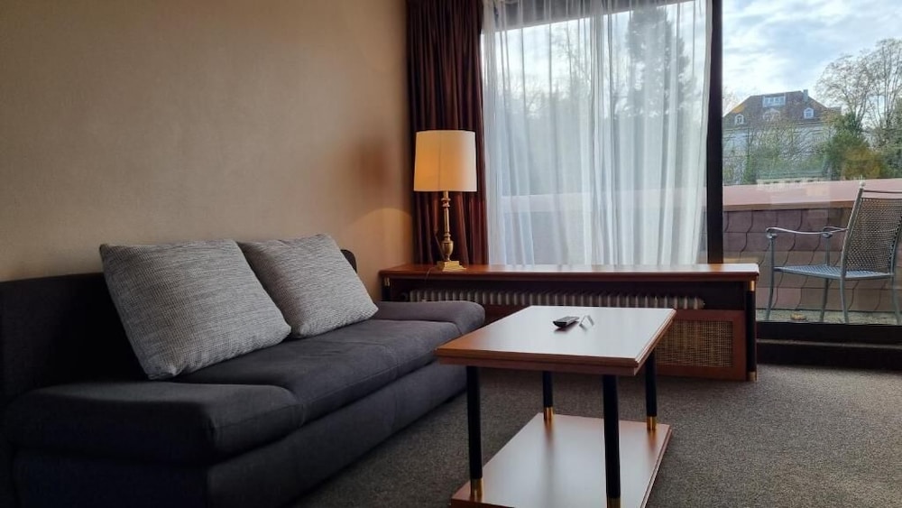 Hotel Quellenhof 28/48