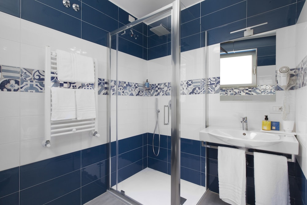 Hotel O' Sole Mio 50/50