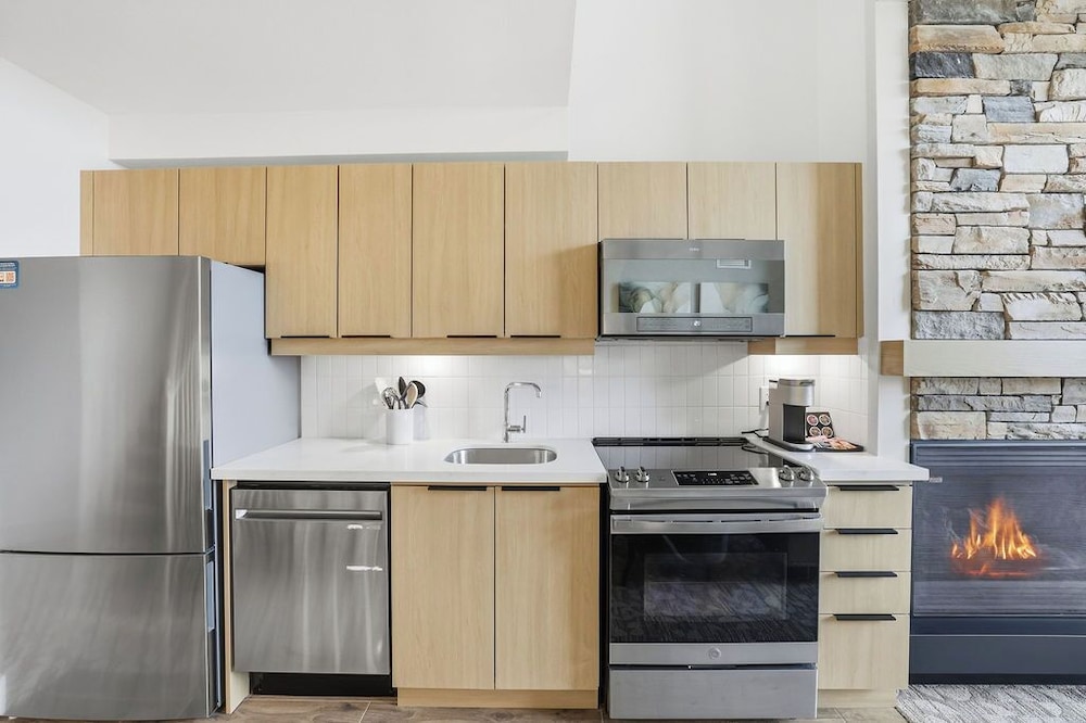 Blue Mountain Resort Mosaic Suites 38/50