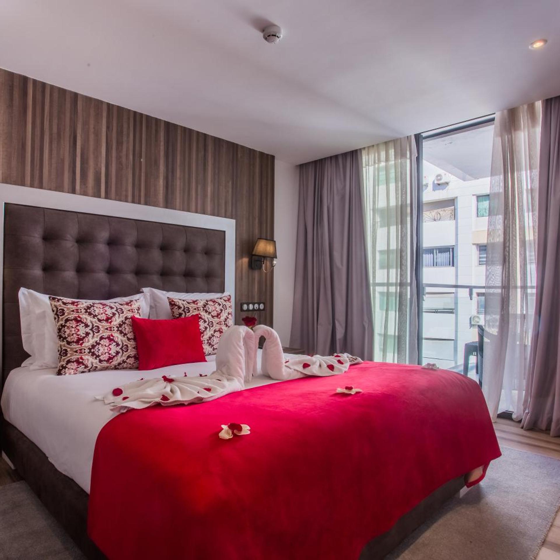 Junior Suite, Side Sea View