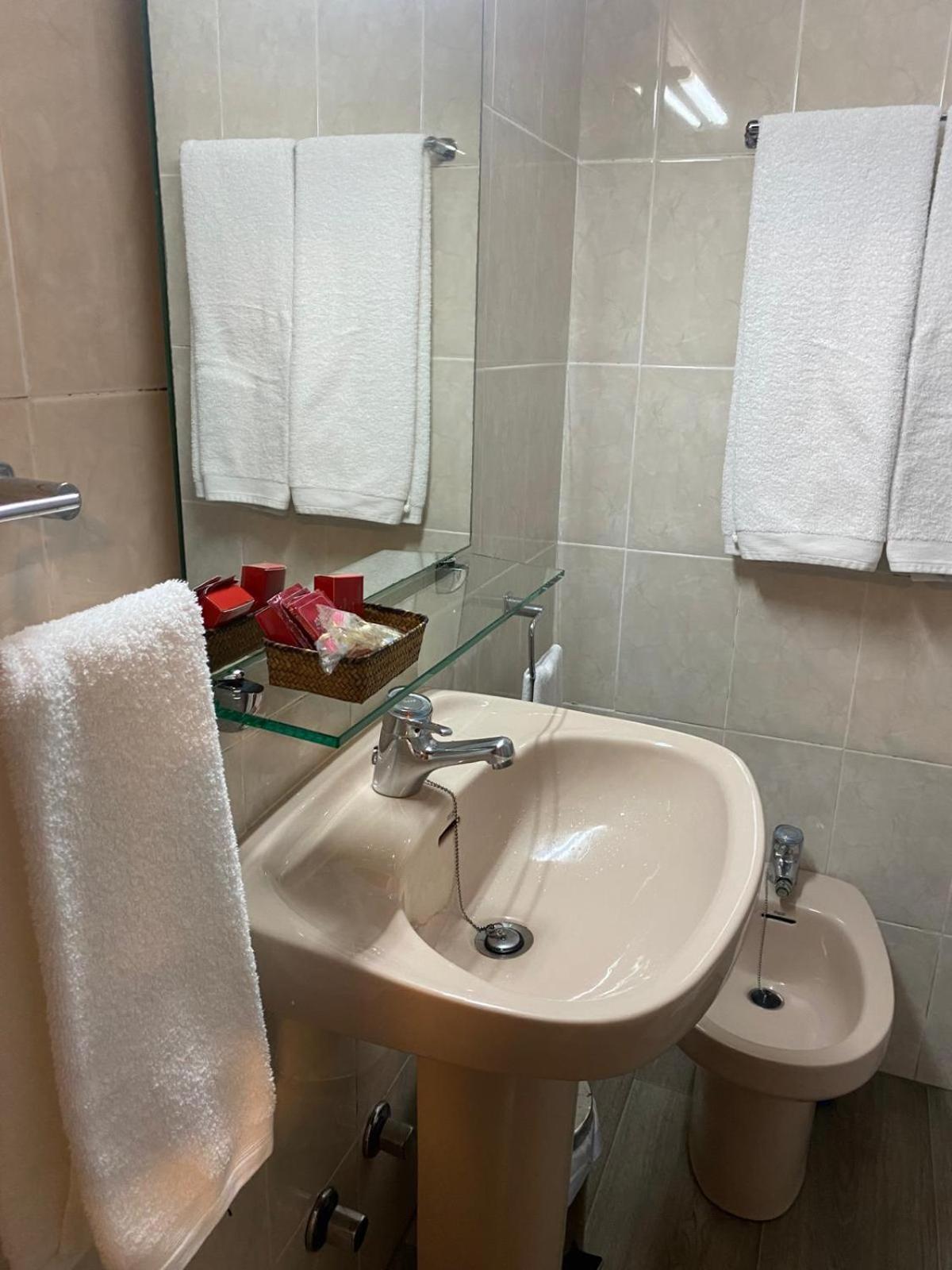 Hotel Ovetense 56/58