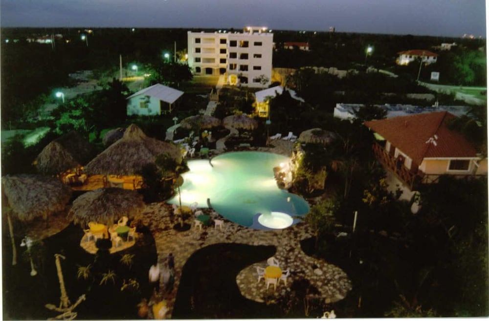 Plaza Real Resort 4/50