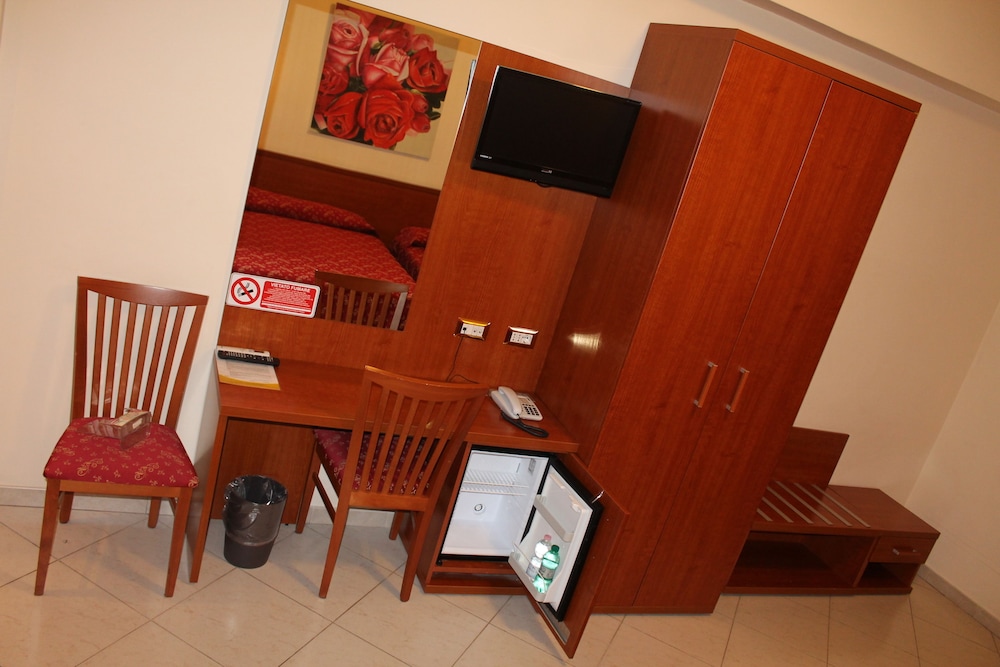 Hotel Vitti 36/39
