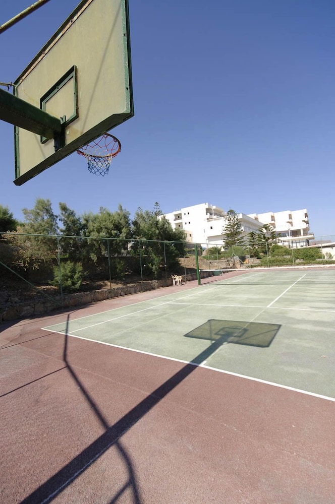 Themis Beach 28/50