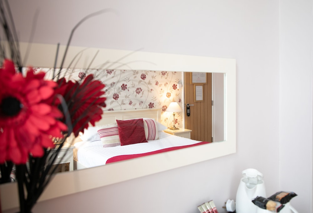 Trelawney Hotel B B Guest House 21/50