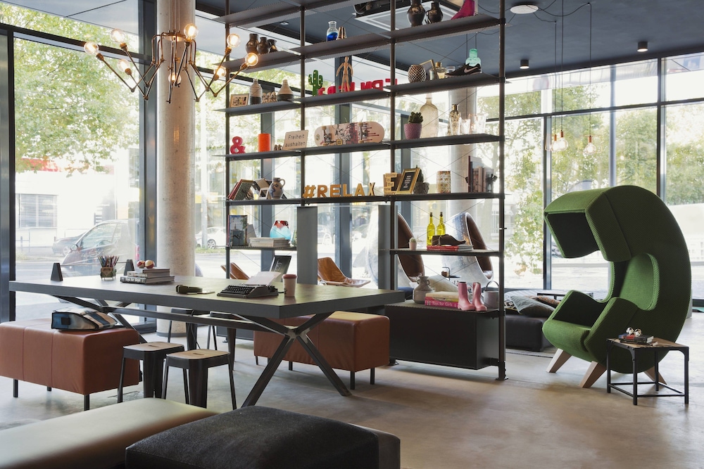 Moxy Frankfurt East 49/54