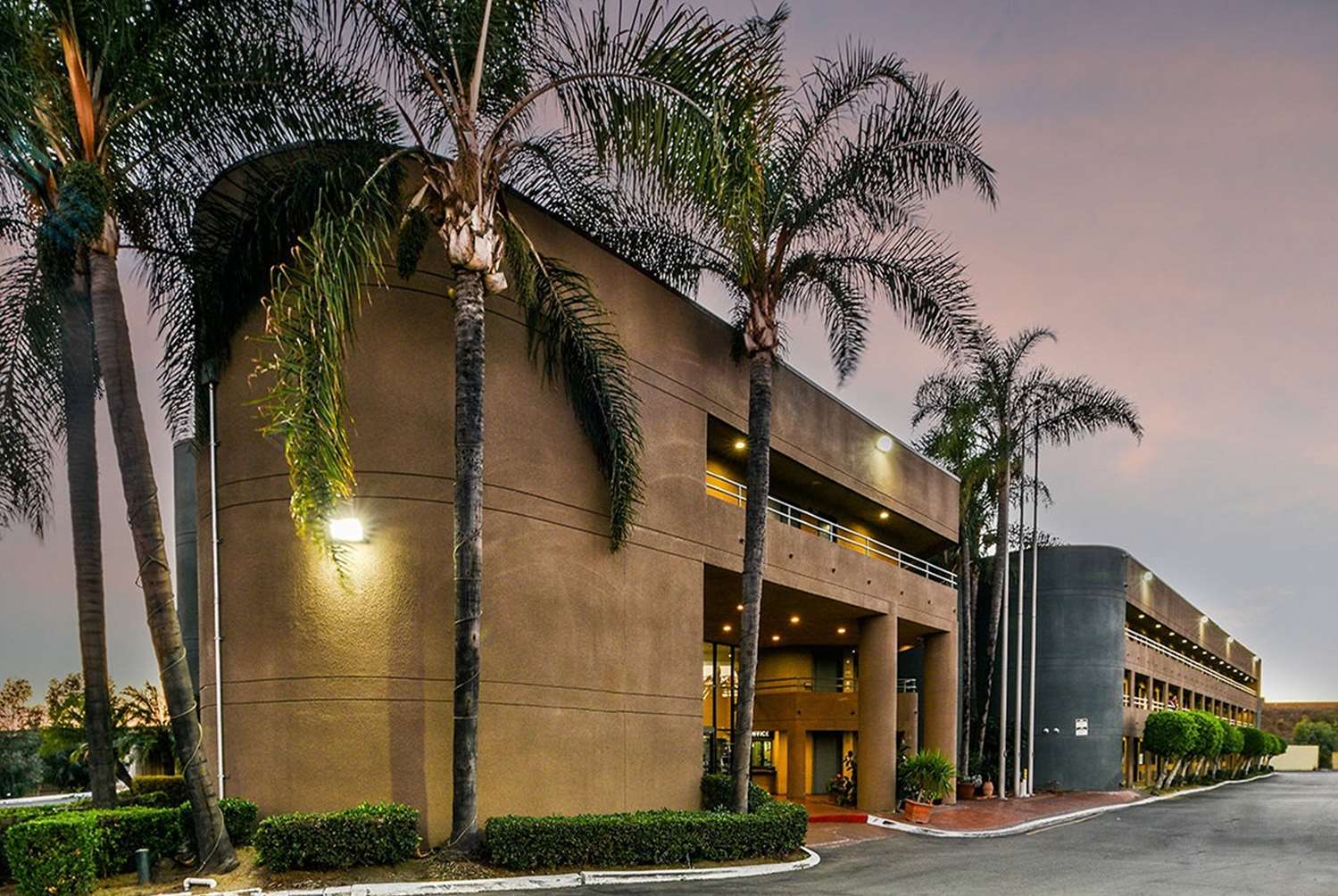Travelodge By Wyndham Commerce Los Angeles Area 1/16