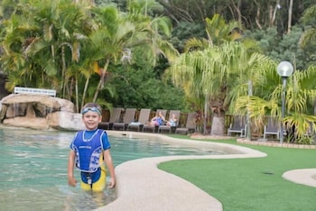 THE PALMS AT AVOCA 40/42