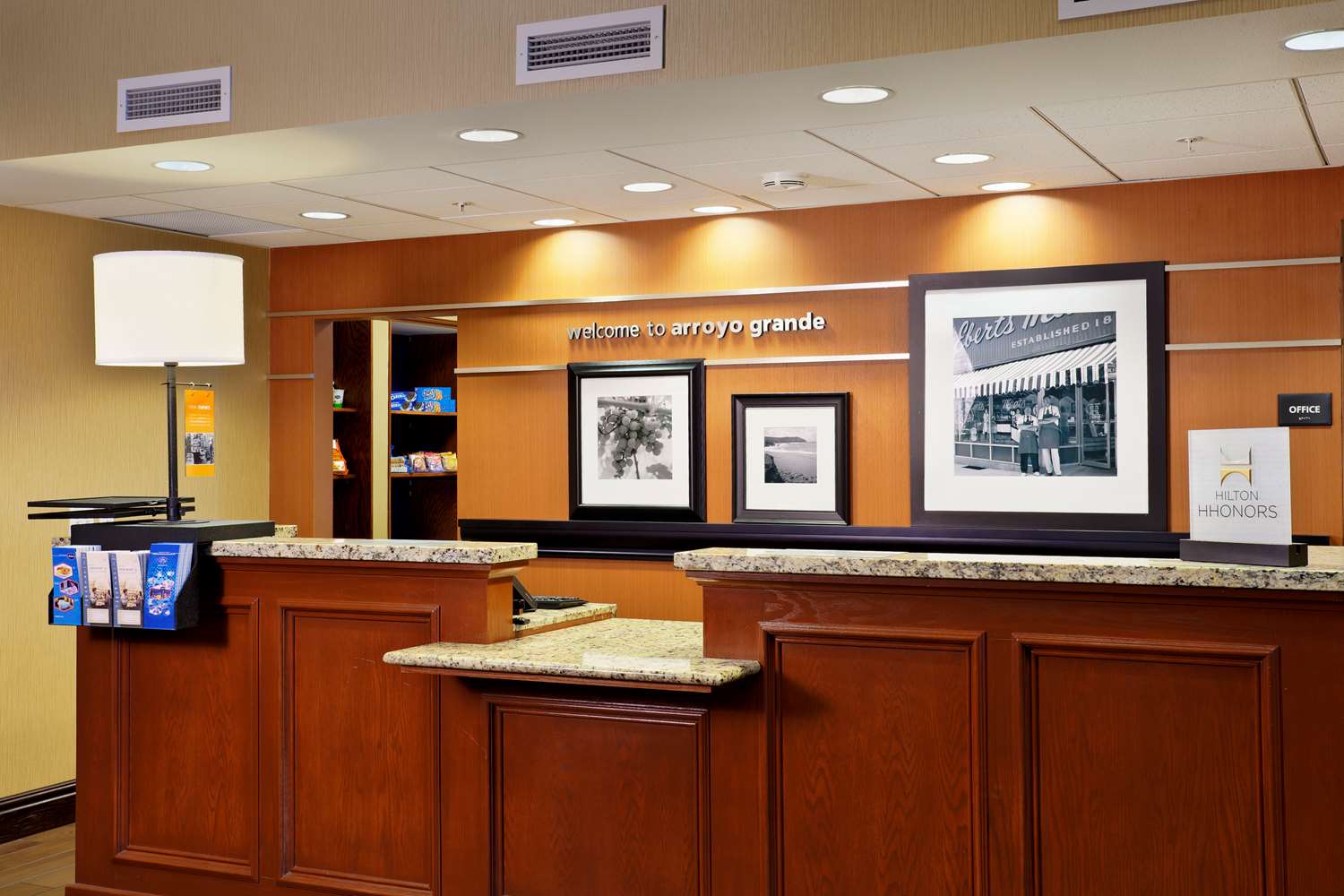 Lobby at Hampton Inn & Suites Arroyo Grande/Pismo Beach Area, ARROYO GRANDE - CA