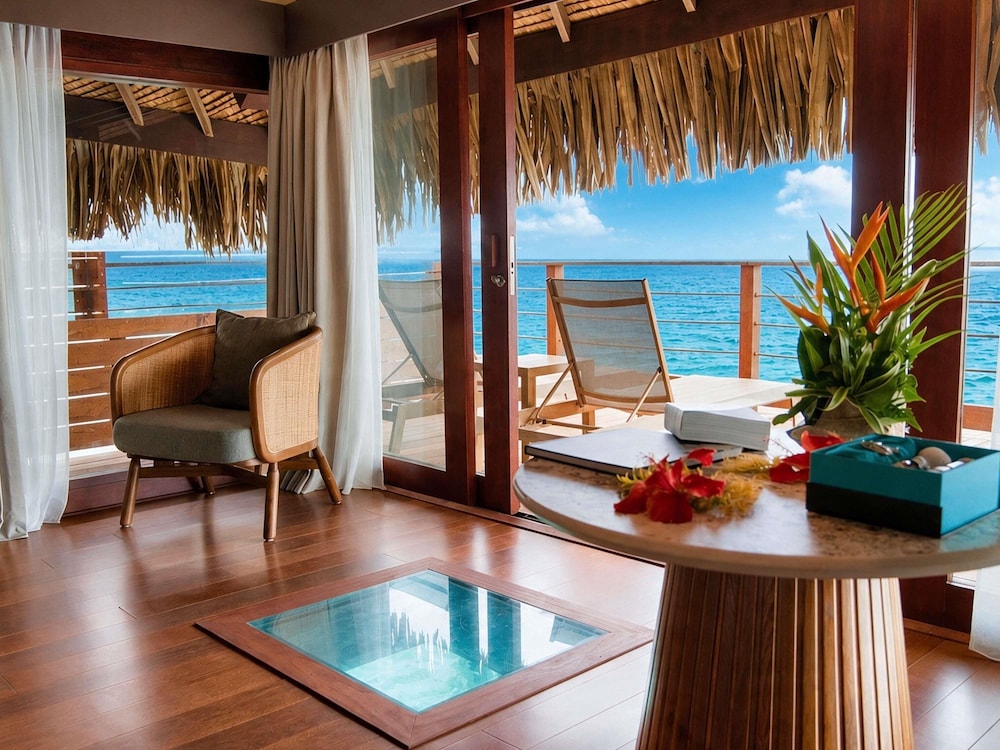 Sofitel Kia Ora Moorea Beach Resort 23/50